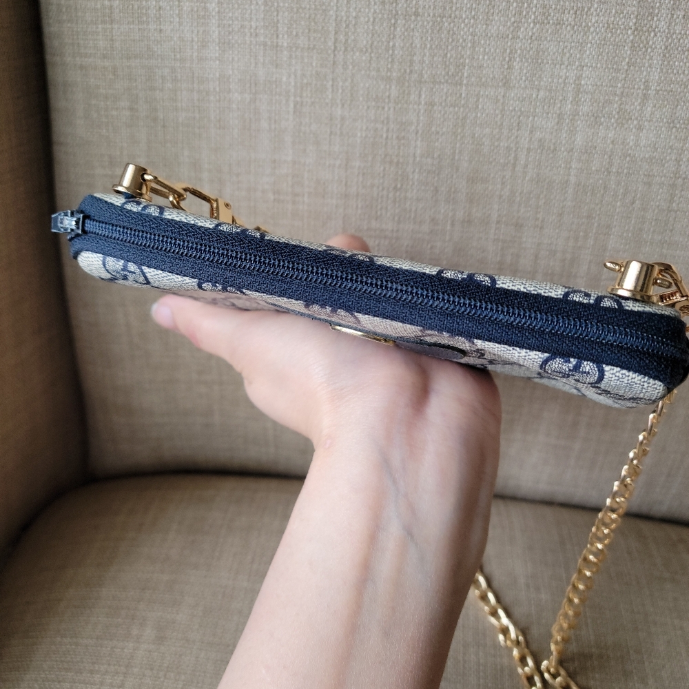 Authentic Gucci vintage GG canvas mini pouch crossbody bag 039.904.8214 (D16) - Picture 7 of 13